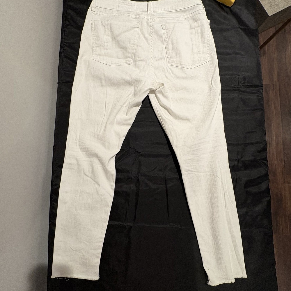 ♾️White Distressed Jeans Sz 29 Raw Hem Slim Straight Pistola♾️ - Picture 11 of 12
